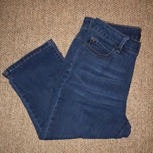 Lee Modern Series Curvy Fit Capri Size 10 Medium